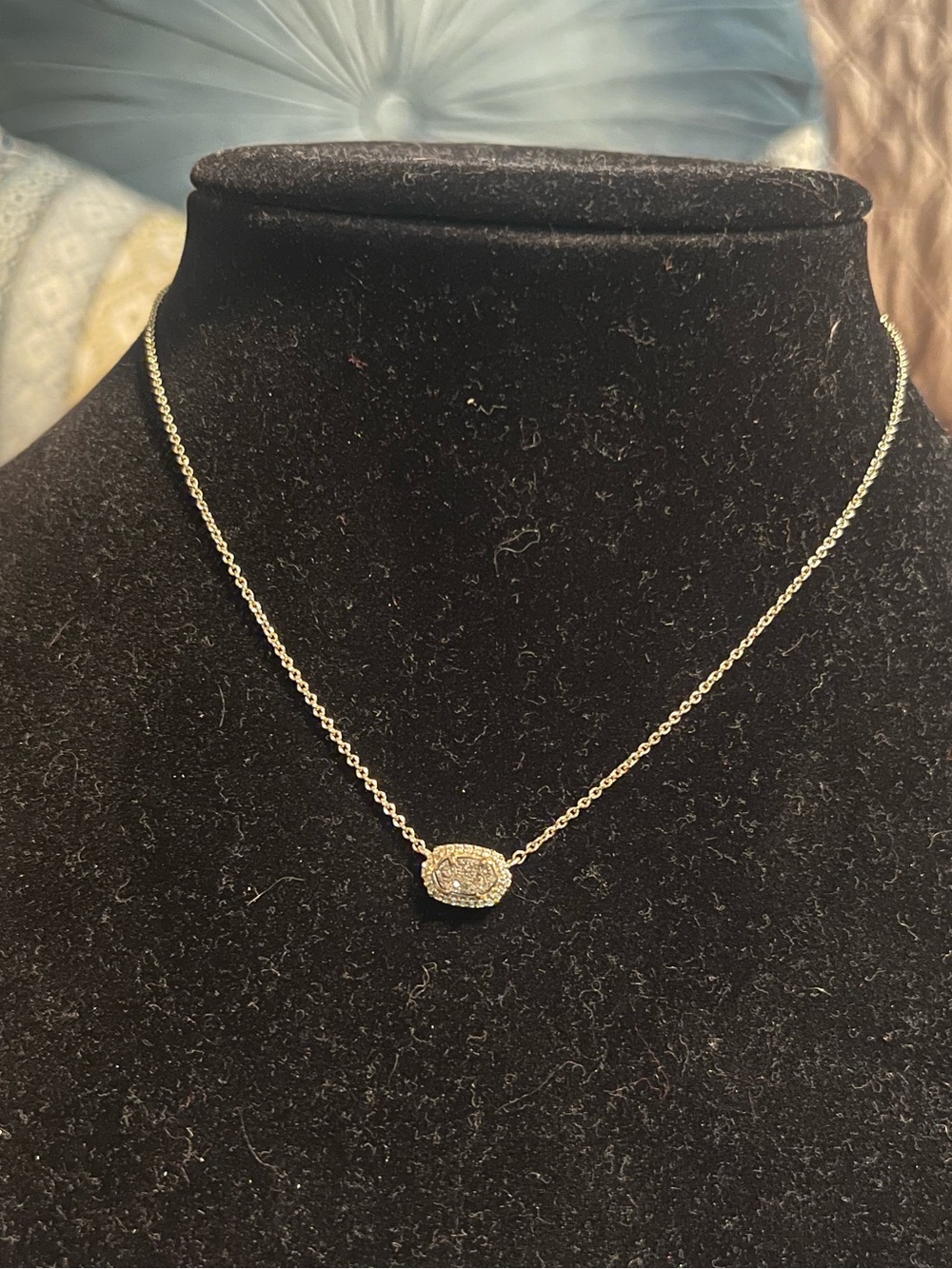 Kendra Scott Necklace🖤